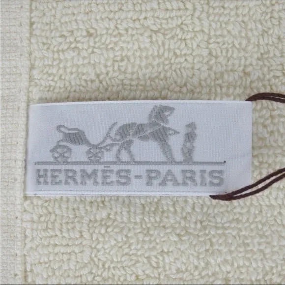 HERMES Stairs Towel NWT - Picture 3 of 9